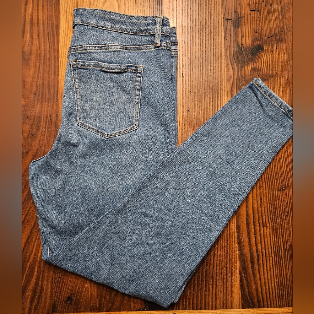 Nine West Distressed High Rise Perfect Skinny Jeans Women's 12